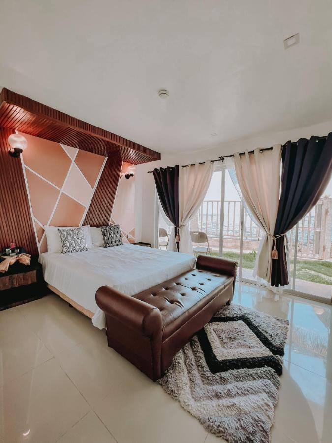 A Villas Resort & Restaurant Zamboanguita  Zewnętrze zdjęcie